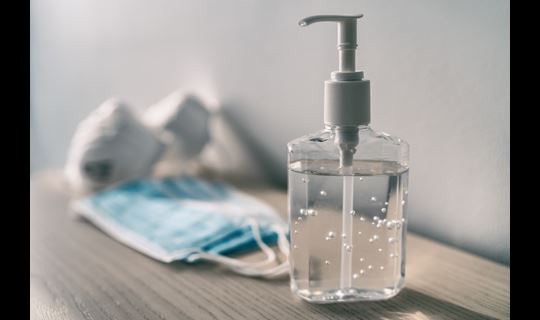 COVID-19_masks-handsanitizer